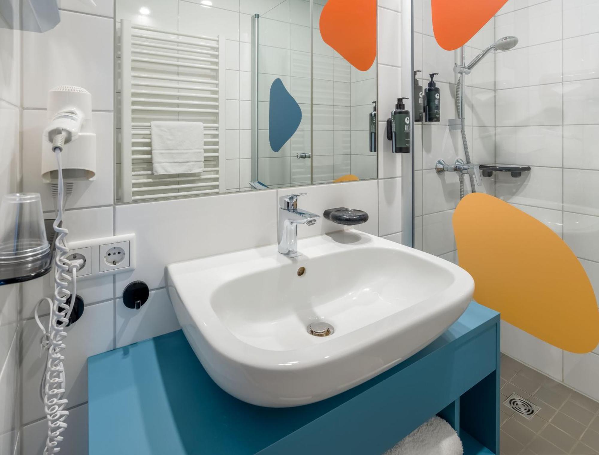 Ramada Encore By Wyndham Munich Messe Dış mekan fotoğraf