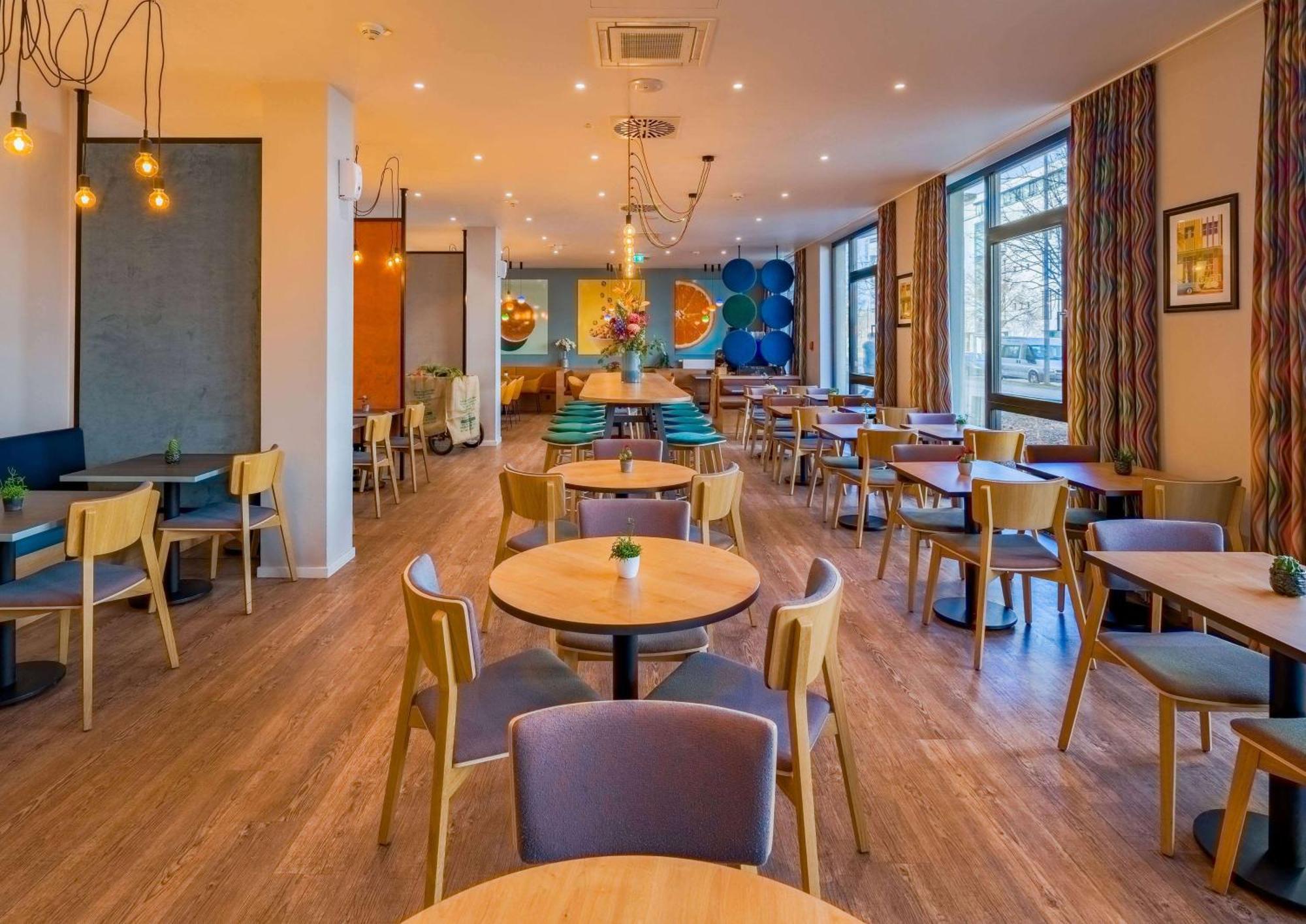 Ramada Encore By Wyndham Munich Messe Dış mekan fotoğraf